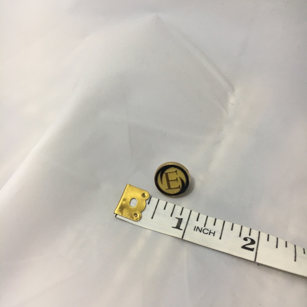 Circular “E” Pin - Picture 6 of 6